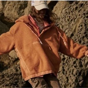 Free People Movement Fuzzy Was She Fleece Pullover Size Small Hooded New